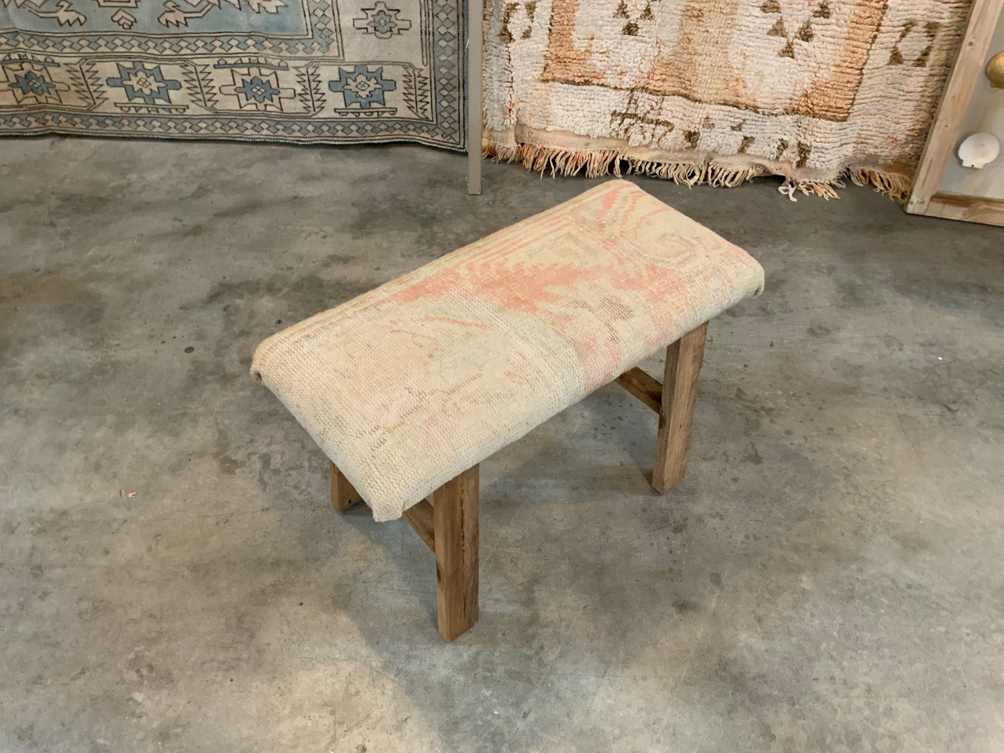 Med - Vintage Rug Upholstered Wood Bench