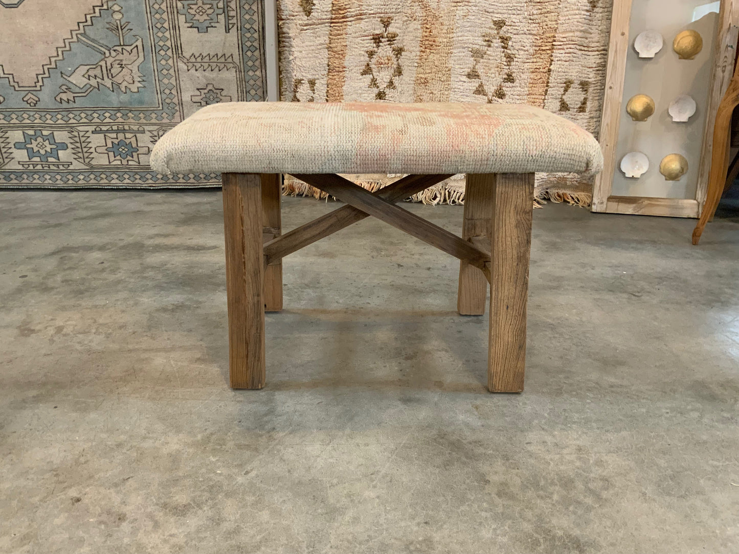 Med - Vintage Rug Upholstered Wood Bench