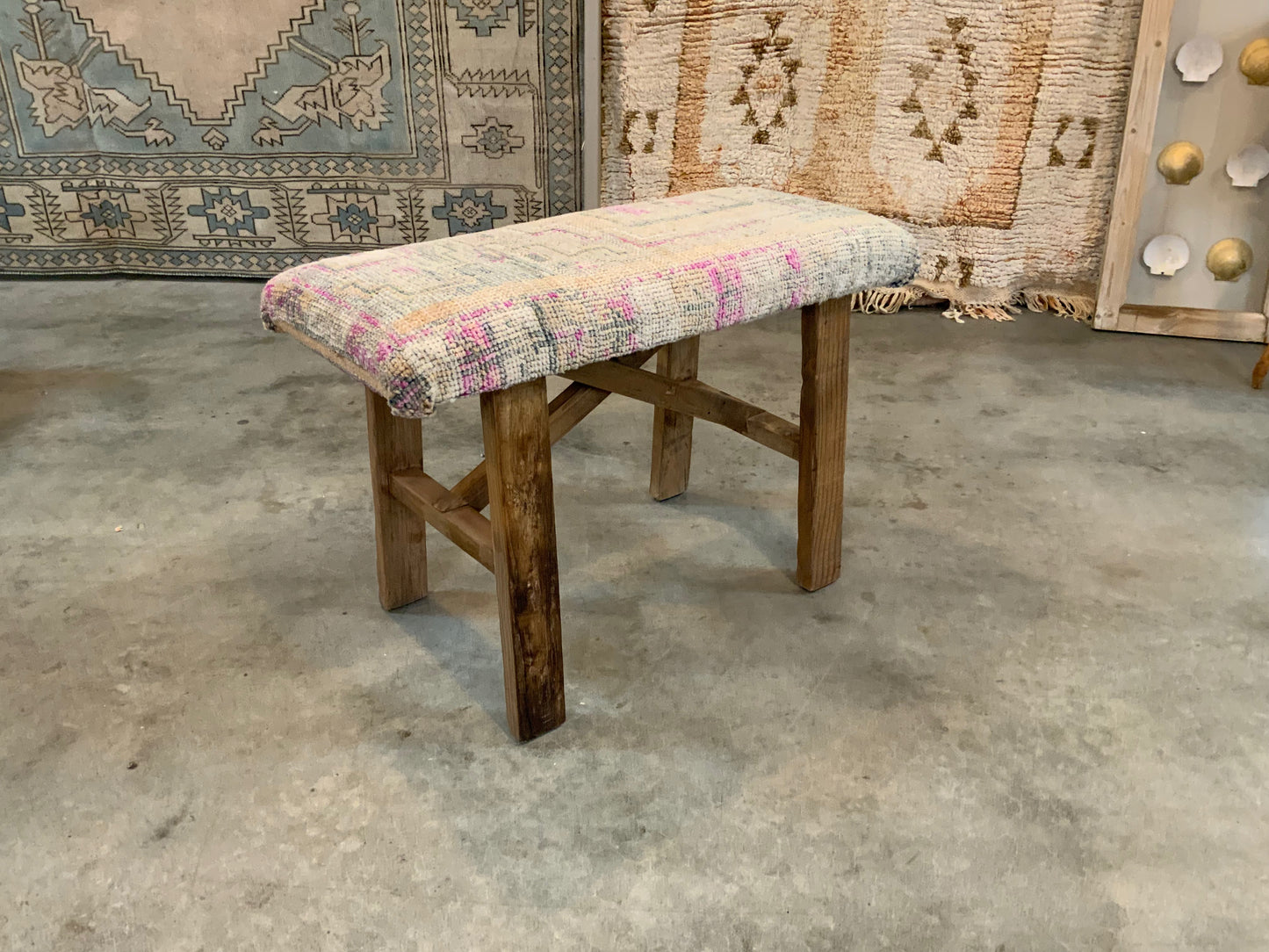 Med - Vintage Rug Upholstered Wood Bench