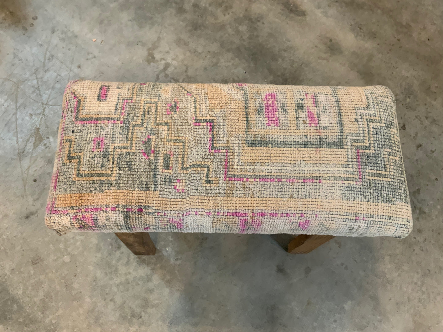 Med - Vintage Rug Upholstered Wood Bench