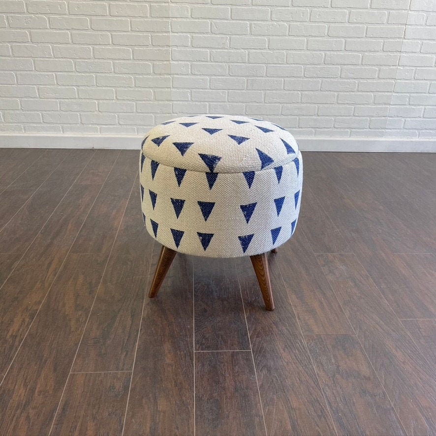 Round Wood Print Upholstered Ottoman - Med TOSS126