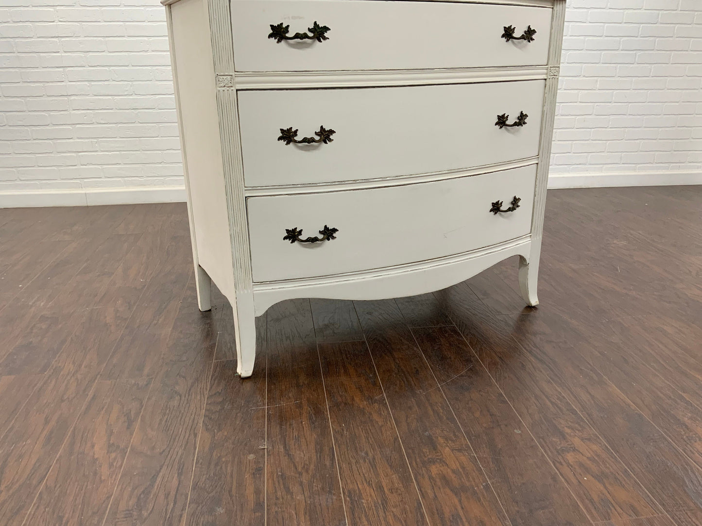 Vintage Traditional Tall Chest of Drawers - White